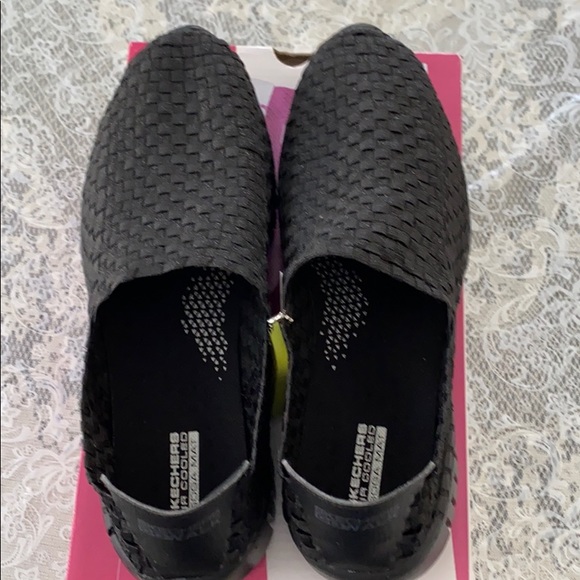 skechers air cooled goga mat womens